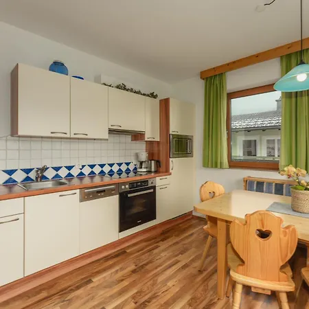 Gaestehaus Sieder By Schladming-appartements ゲストハウス 3*
